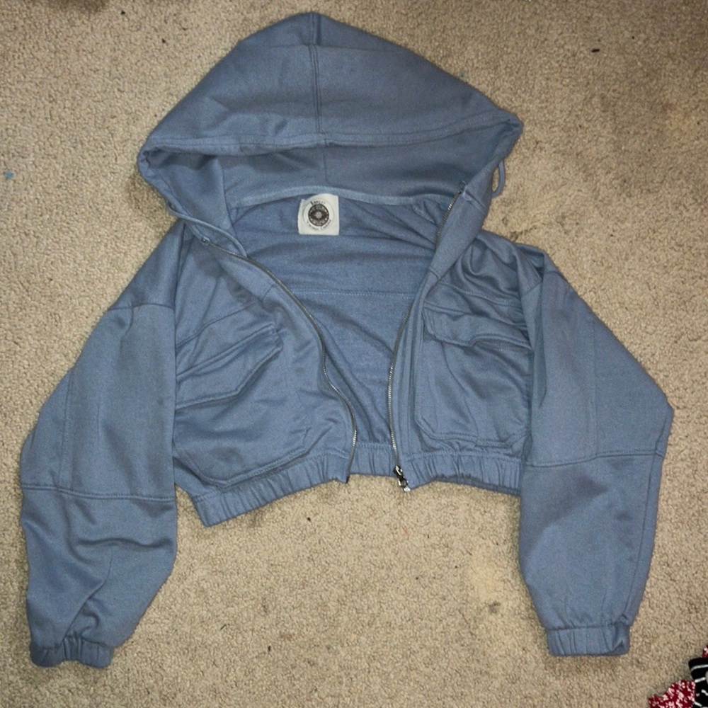 Navy Women’s cropped Hoodie Ashley Vintage Charm light blue soft